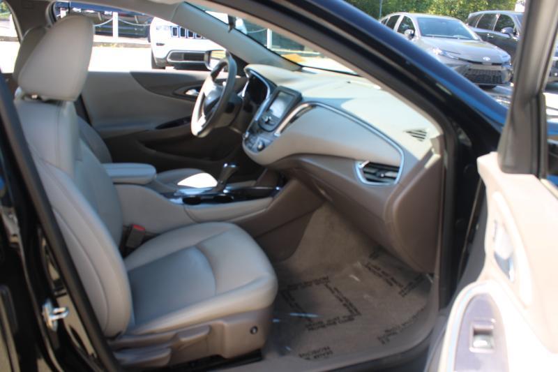 Chevrolet Malibu 4dr Sdn LT w/1LT 2017