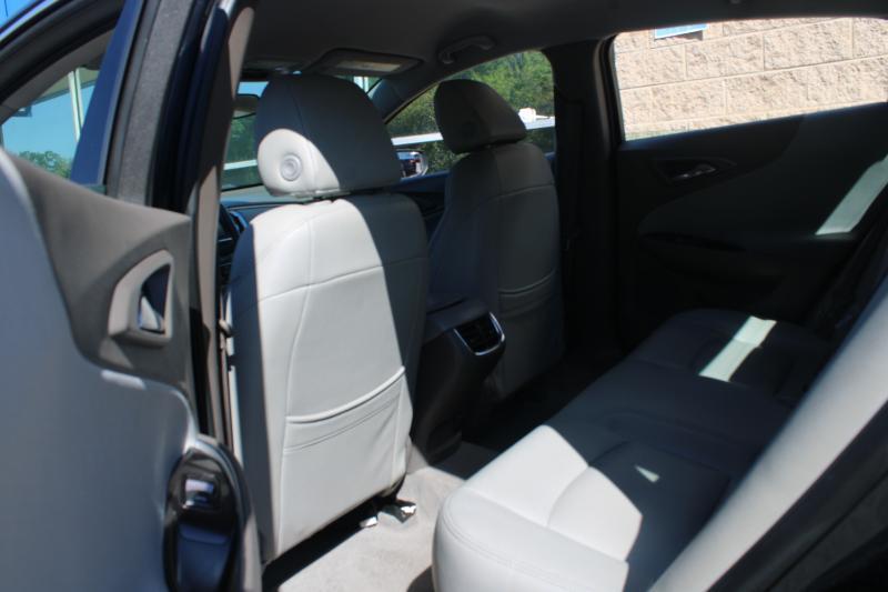 Chevrolet Malibu 4dr Sdn LT w/1LT 2017