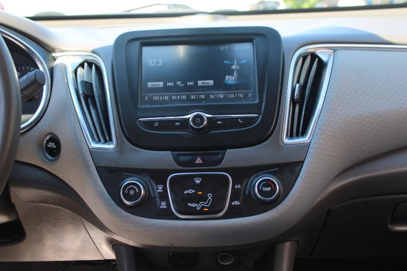 Chevrolet Malibu 4dr Sdn LT w/1LT 2017