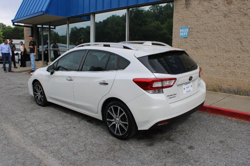 Subaru Impreza 2.0i Limited 5-door CVT 2017