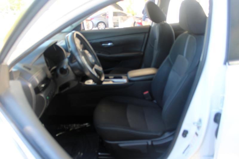 Nissan Sentra SV CVT 2022