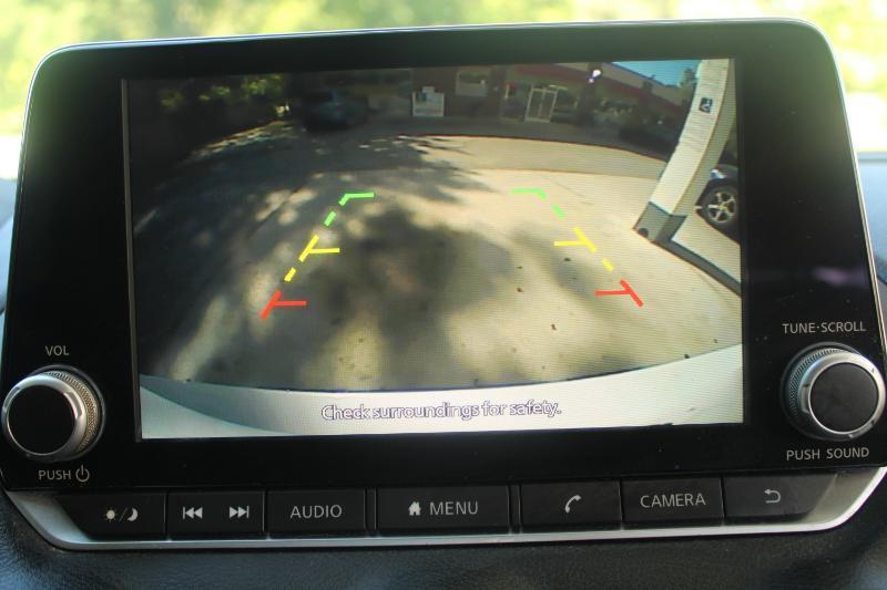 Nissan Sentra SV CVT 2022