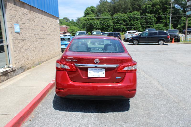 Nissan Sentra 4dr Sdn I4 CVT S 2014