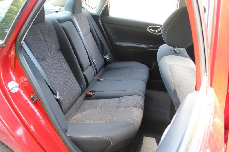 Nissan Sentra 4dr Sdn I4 CVT S 2014