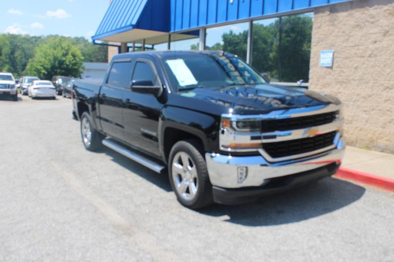 Chevrolet Silverado 1500 2WD Crew Cab 143.5" LT w/1LT 2017