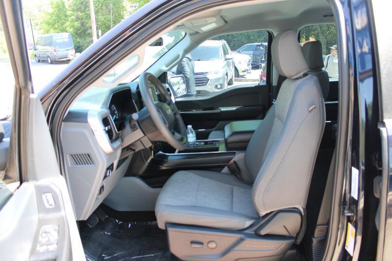 Ford F-150 XL 4WD SuperCrew 5.5' Box 2022