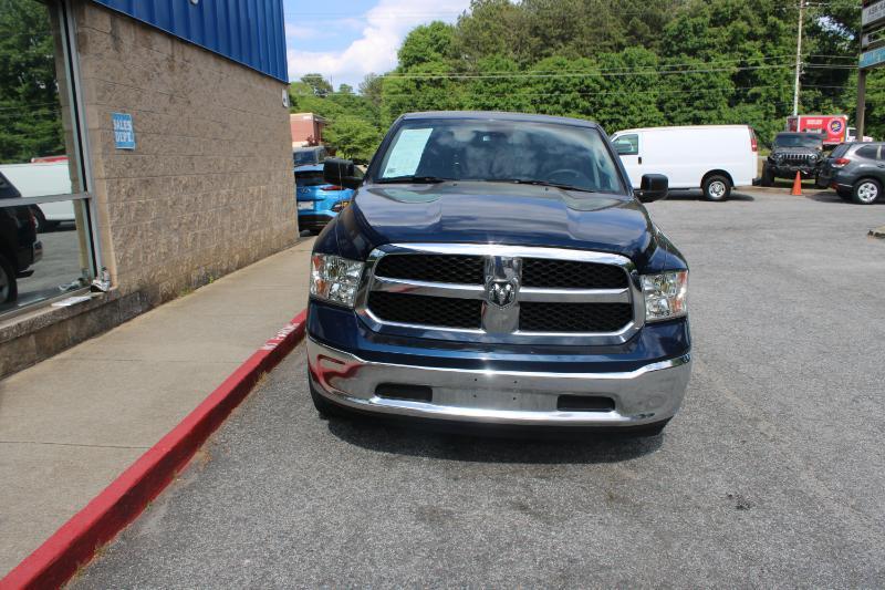 RAM 1500 Classic Tradesman 4x2 Quad Cab 6'4" Box 2023