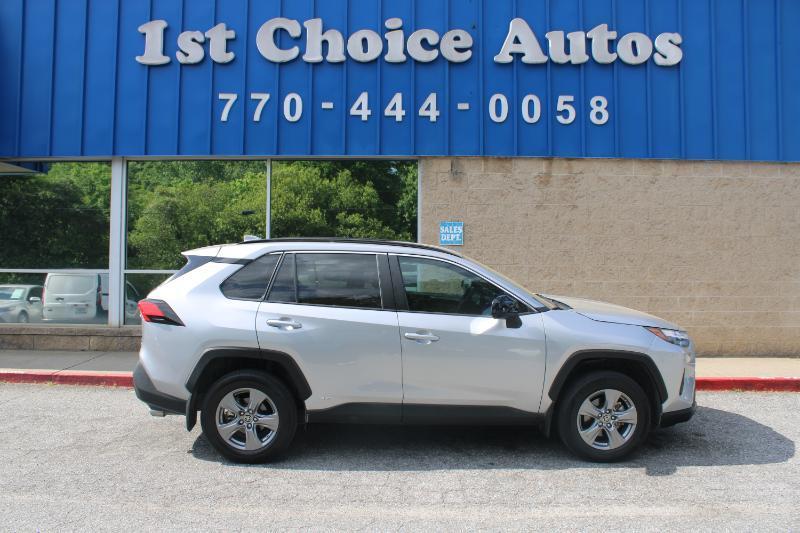 Toyota RAV4 Hybrid LE AWD (Natl) 2024