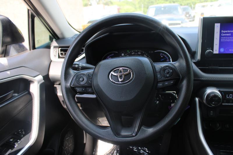 Toyota RAV4 Hybrid LE AWD (Natl) 2024