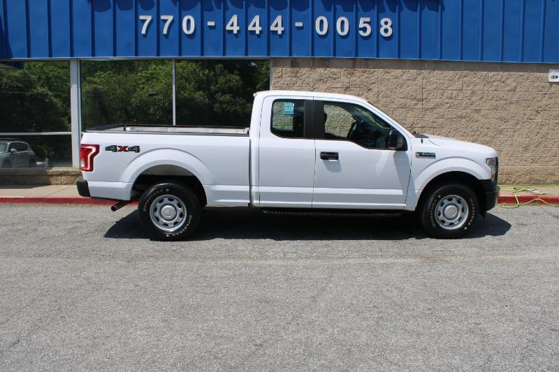 Ford F-150 XL 4WD SuperCab 8' Box 2017