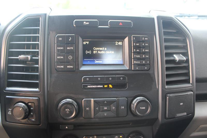 Ford F-150 XL 4WD SuperCab 8' Box 2017