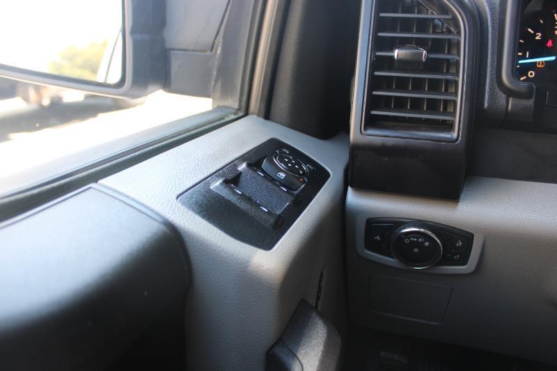 Ford F-150 XL 4WD SuperCab 8' Box 2017