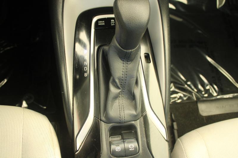 Toyota Corolla Hybrid LE CVT (Natl) 2020