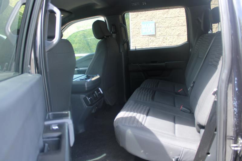 Ford F-150 XL 4WD SuperCrew 5.5' Box 2023