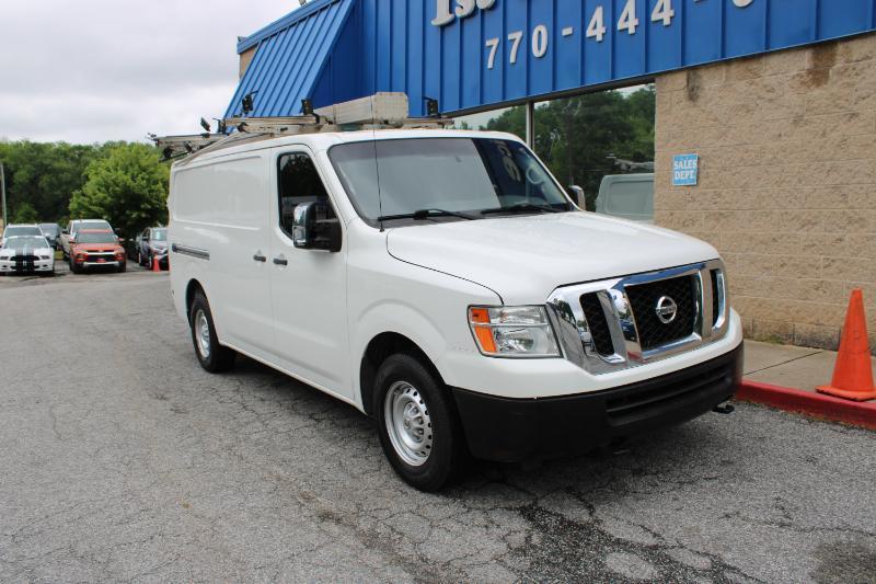 Nissan NV Cargo NV3500 HD Standard Roof V8 S 2018