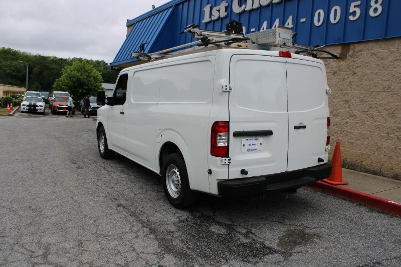 Nissan NV Cargo NV3500 HD Standard Roof V8 S 2018