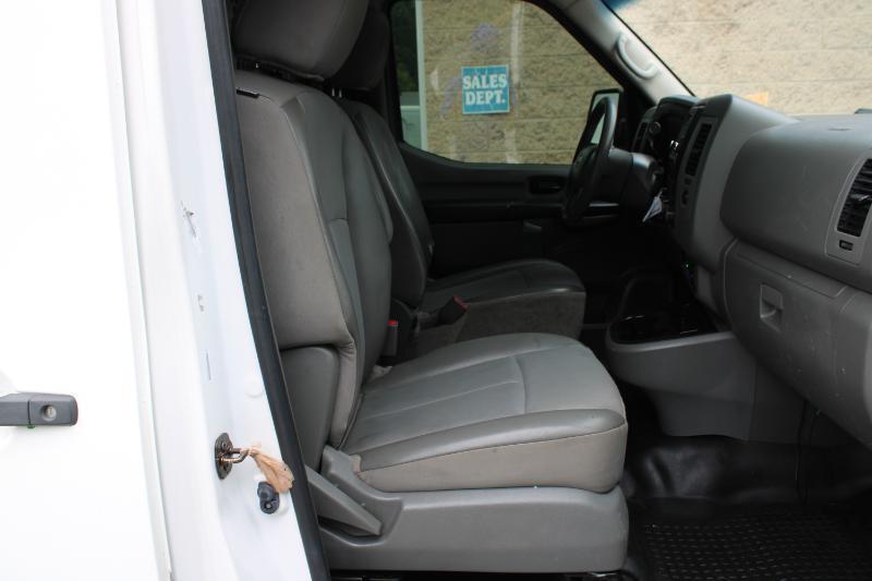 Nissan NV Cargo NV3500 HD Standard Roof V8 S 2018