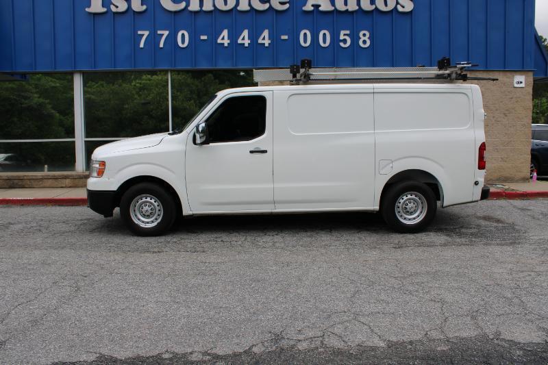 Nissan NV Cargo NV3500 HD Standard Roof V8 S 2018