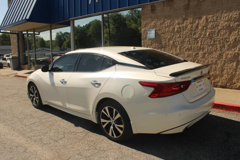 Nissan Maxima SV 3.5L 2018