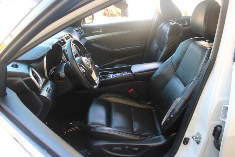 Nissan Maxima SV 3.5L 2018