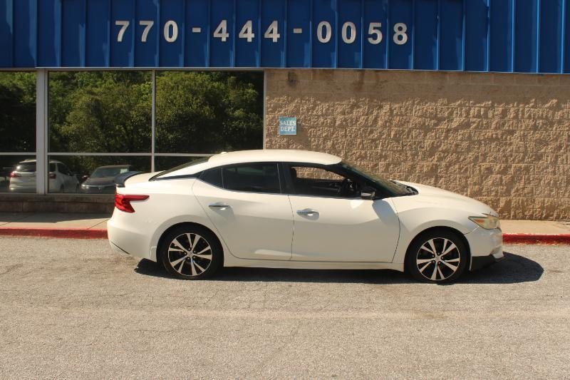 Nissan Maxima SV 3.5L 2018