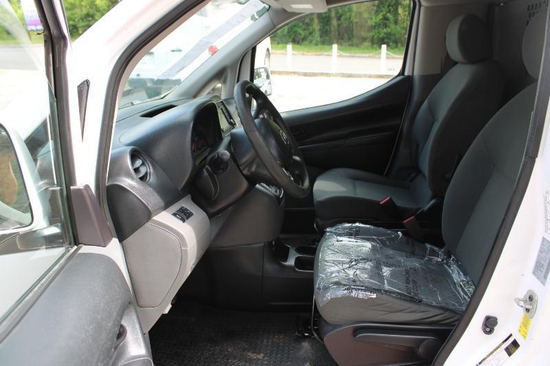 Nissan NV200 Compact Cargo I4 SV 2017