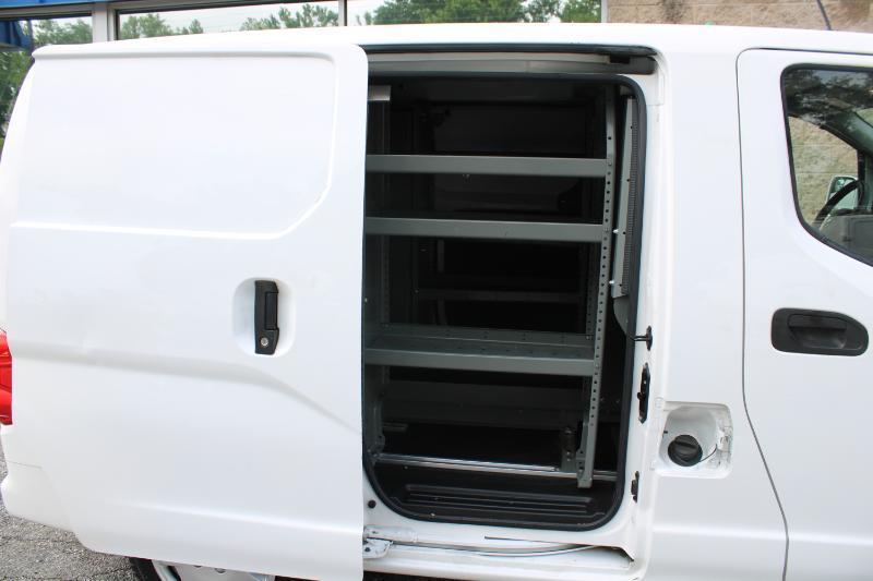 Nissan NV200 Compact Cargo I4 SV 2017