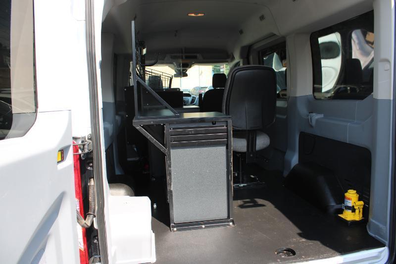 Ford Transit Passenger Wagon T-150 130" Med Roof XLT Sliding RH Dr 2019