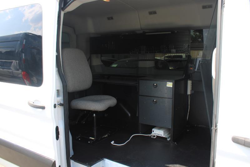 Ford Transit Passenger Wagon T-150 130" Med Roof XLT Sliding RH Dr 2019