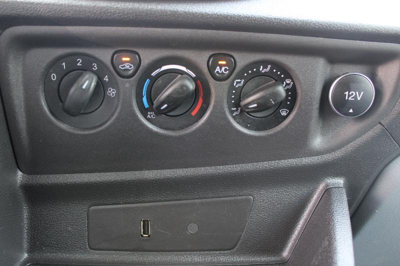 Ford Transit Passenger Wagon T-150 130" Med Roof XLT Sliding RH Dr 2019