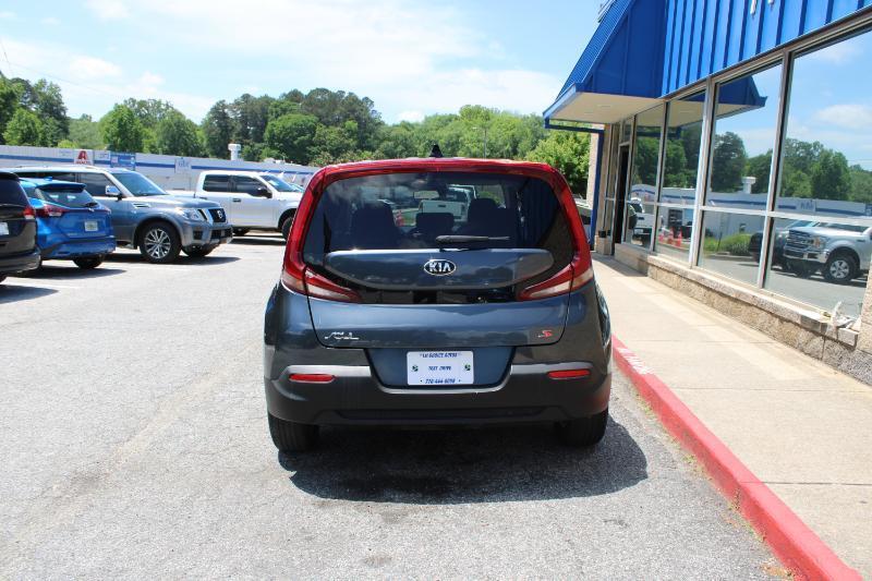 Kia Soul S IVT 2021