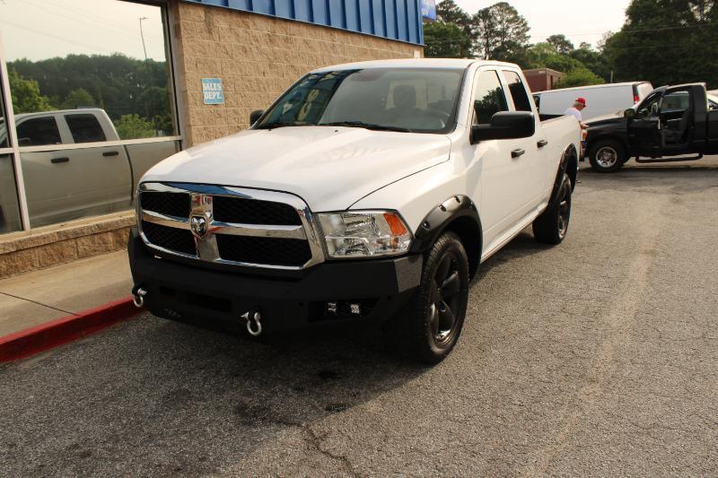 RAM 1500 Classic Tradesman 4x2 Quad Cab 6'4" Box 2021