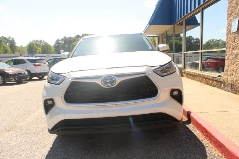 Toyota Highlander Hybrid LE AWD (Natl) 2022