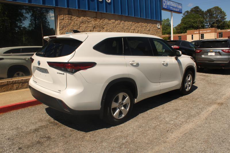 Toyota Highlander Hybrid LE AWD (Natl) 2022