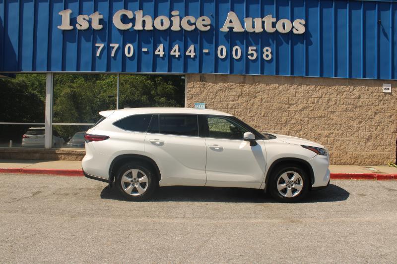 Toyota Highlander Hybrid LE AWD (Natl) 2022