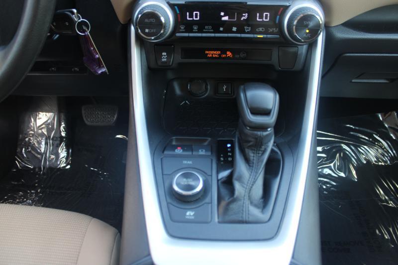 Toyota Highlander Hybrid LE AWD (Natl) 2022