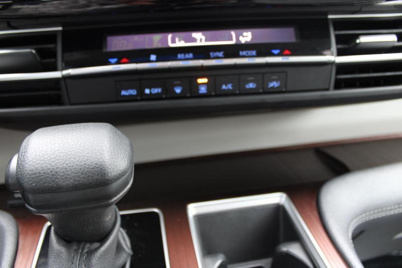 Toyota Sienna LE FWD 8-Passenger (Natl) 2024