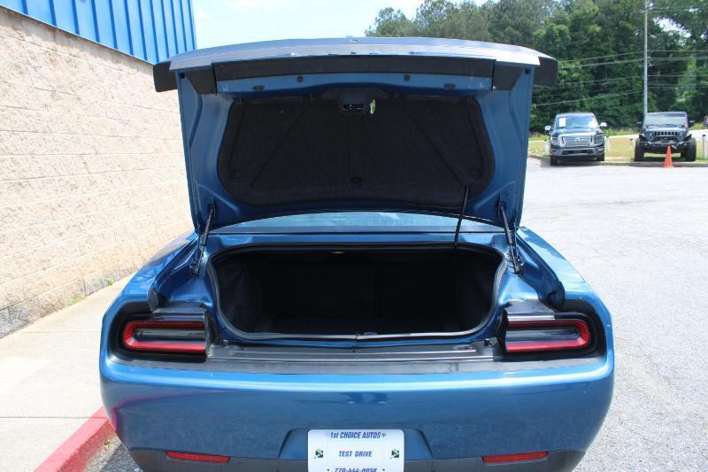 Dodge Challenger GT RWD 2022