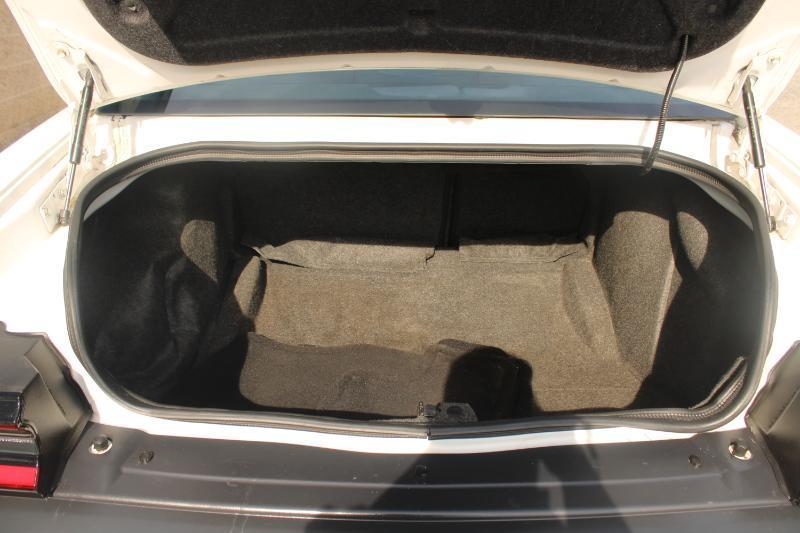 Dodge Challenger SXT RWD 2019