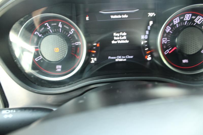 Dodge Challenger SXT RWD 2019