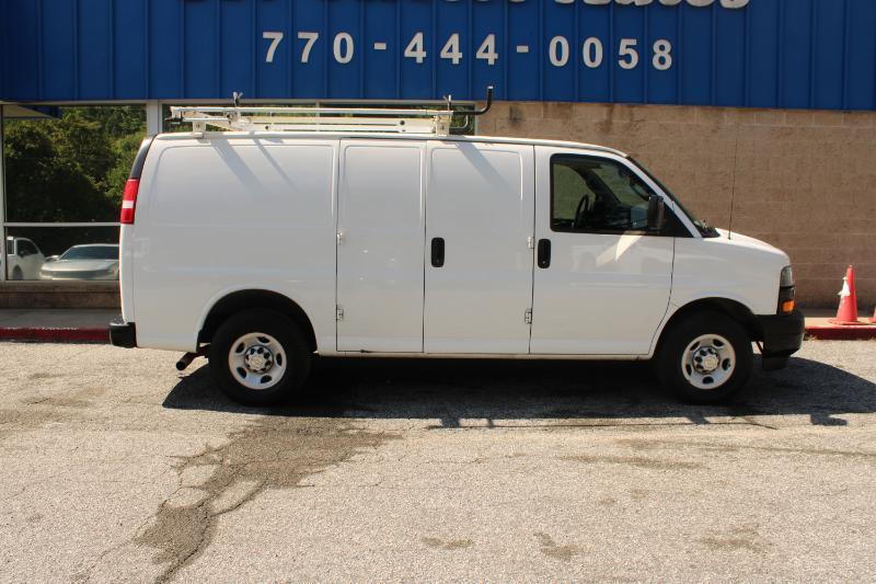 Chevrolet Express Cargo Van RWD 2500 135" 2021