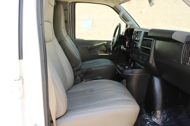 Chevrolet Express Cargo Van RWD 2500 135" 2021