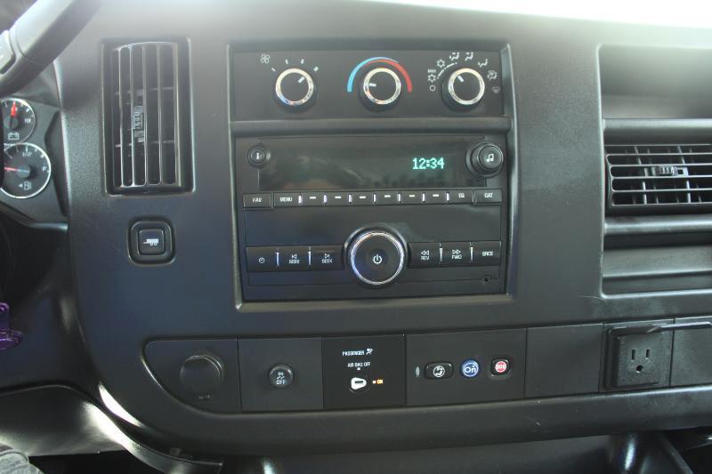 Chevrolet Express Cargo Van RWD 2500 135" 2021