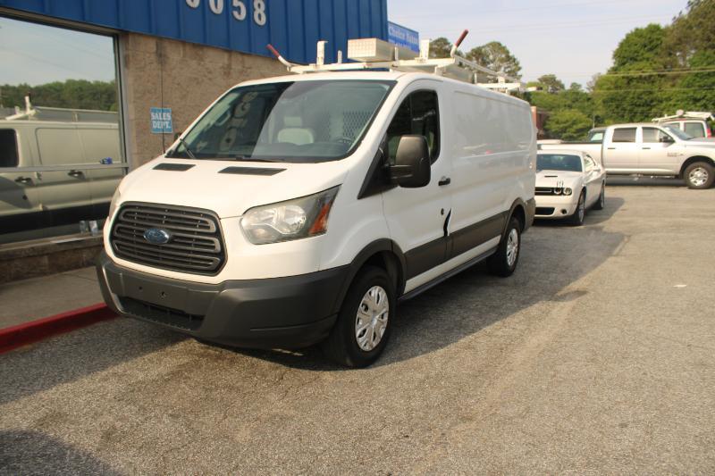 Ford Transit Van T-250 130" Low Rf 9000 GVWR Swing-Out RH Dr 2017
