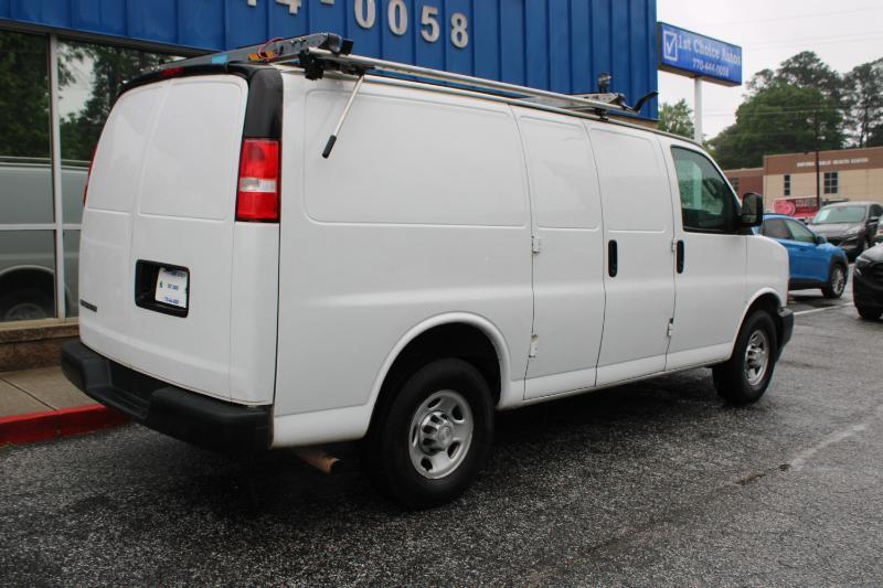 Chevrolet Express Cargo Van RWD 2500 135" 2020