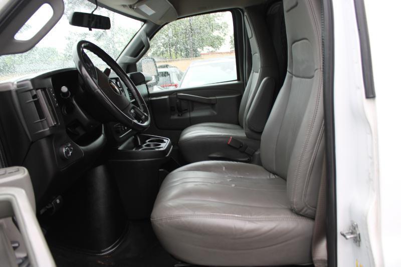 Chevrolet Express Cargo Van RWD 2500 135" 2020