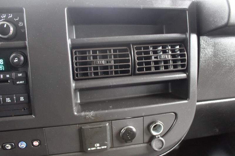 Chevrolet Express Cargo Van RWD 2500 135" 2020
