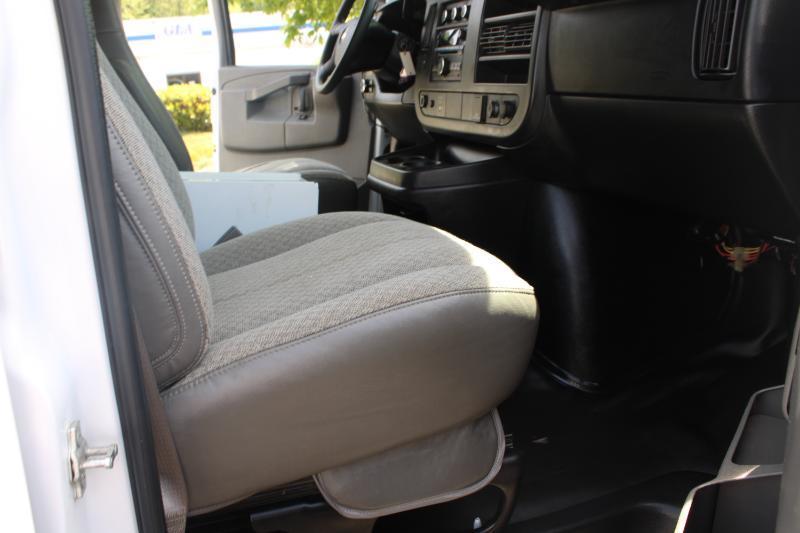 Chevrolet Express Cargo Van RWD 2500 135" 2019
