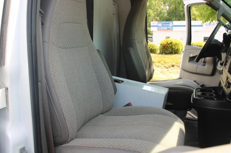 Chevrolet Express Cargo Van RWD 2500 135" 2019