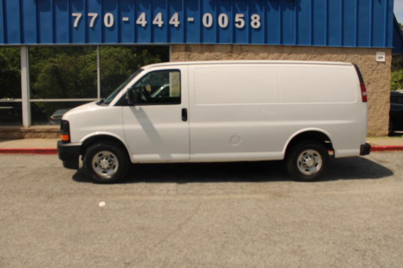 Chevrolet Express Cargo Van RWD 2500 135" 2019